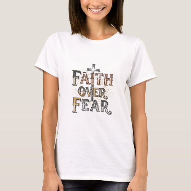 Camiseta Cristiana Fe Sobre Miedo (Anverso)
