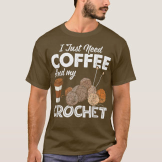 Camiseta Crocheting necesito café y mi alevín crochet