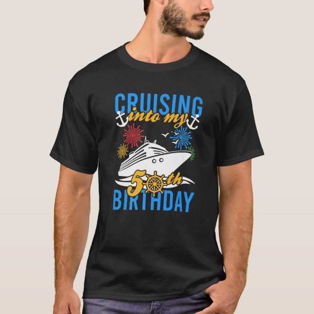 Camiseta Cruceros A Mis 50 Años Hombres Mujeres Navegan (Anverso)