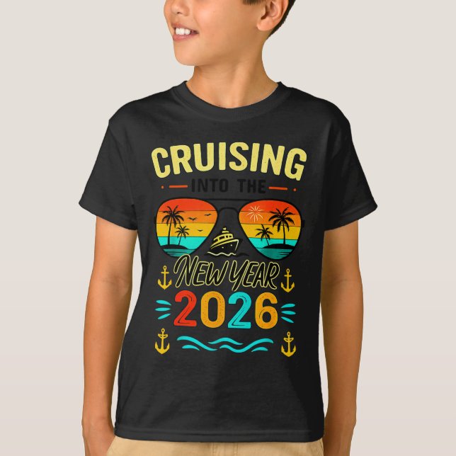 Camiseta Cruise Into New Year 2026 Bringing New Year Togeth (Anverso)