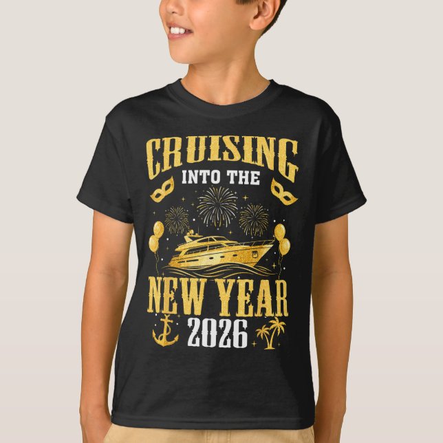 Camiseta Cruising Into The New Year 2026 New Year Eve Famil (Anverso)