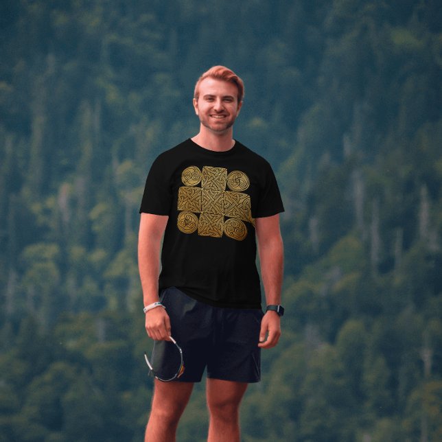 Camiseta Cruz de Knotwork Celtic (Subido por el creador)