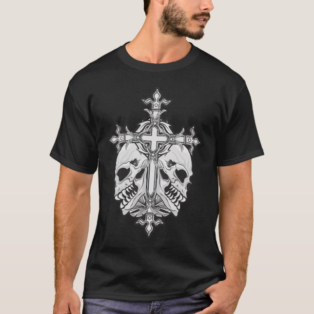Camiseta Cruz gótica y calaveras (Anverso)
