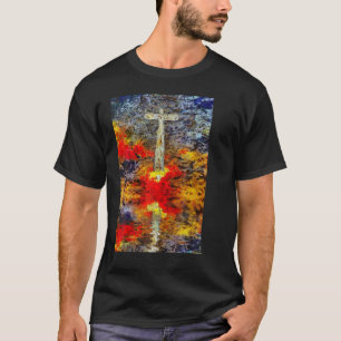 Camiseta Cruz Surrealista Vintage sobre la superficie del a