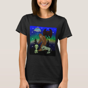 Camiseta Cryptid Big Foot Alien Mothman UFO Chupacabra