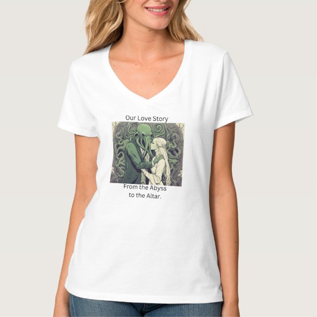 Camiseta Cthulu y su novia Lovecraftian Mujeres de cuello V (Anverso)