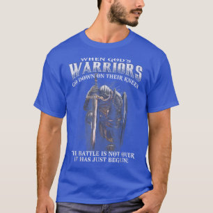 Camiseta Cuando Dios es guerrero, arrodillarse