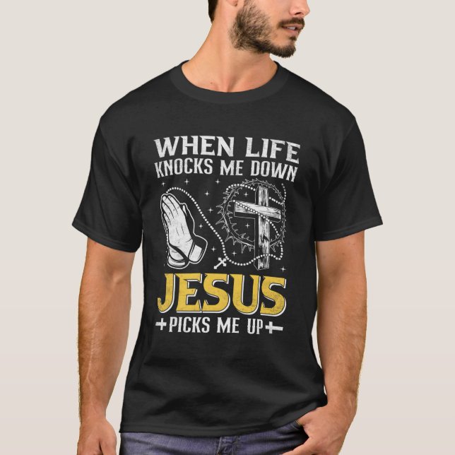 Camiseta Cuando la vida me golpea, Jesús me recoge (Anverso)