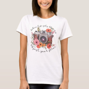 Camiseta Cuando la vida se vuelve borrosa, ajusta tu enfoqu