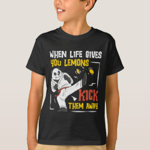 Camiseta Cuando la vida te da limones, ¡pateaos lejos un Sh