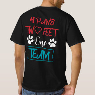 Camiseta Cuatro Paws De Dos Pies Un Equipo