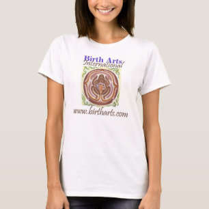 Camiseta Cuello grande internacional T de los artes del
