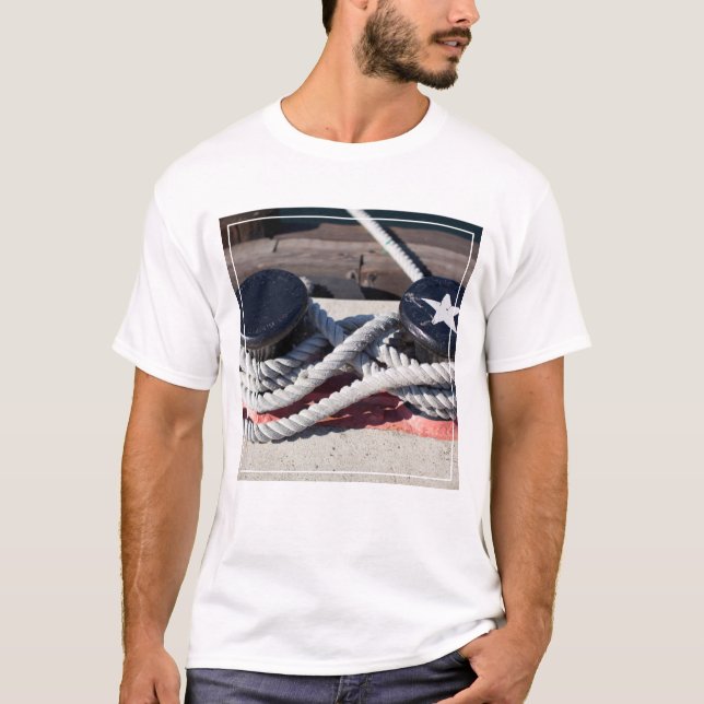Camiseta Cuerda atada a dos bolardos (Anverso)