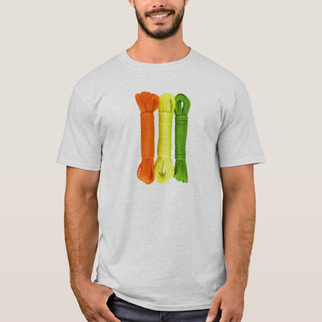 Camiseta Cuerdas del color (Anverso)