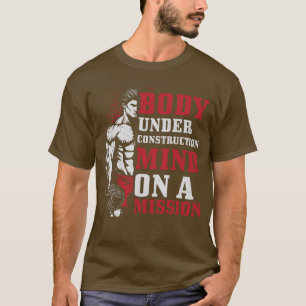 CAMISETA CUERPO EN CONSTRUCCIÓN QUE SE ENCUENTRA EN UNA MIS