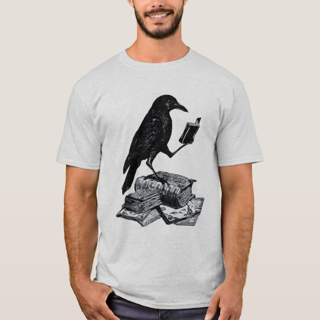 Camiseta Cuervo Mágico con Libros Académicos (Anverso)