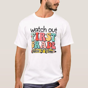 Camiseta Cuidado 1er Grado Aquí Vengo Boho Primer Día De