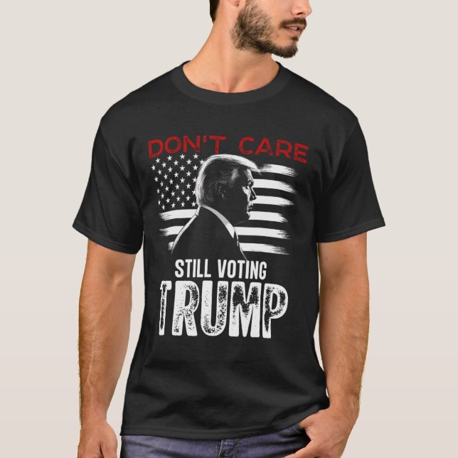 Camiseta Cuidado aún votando regalos de Trump (Anverso)