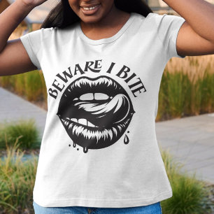 Camiseta Cuidado con Bite - Halloween con los vasos de vamp