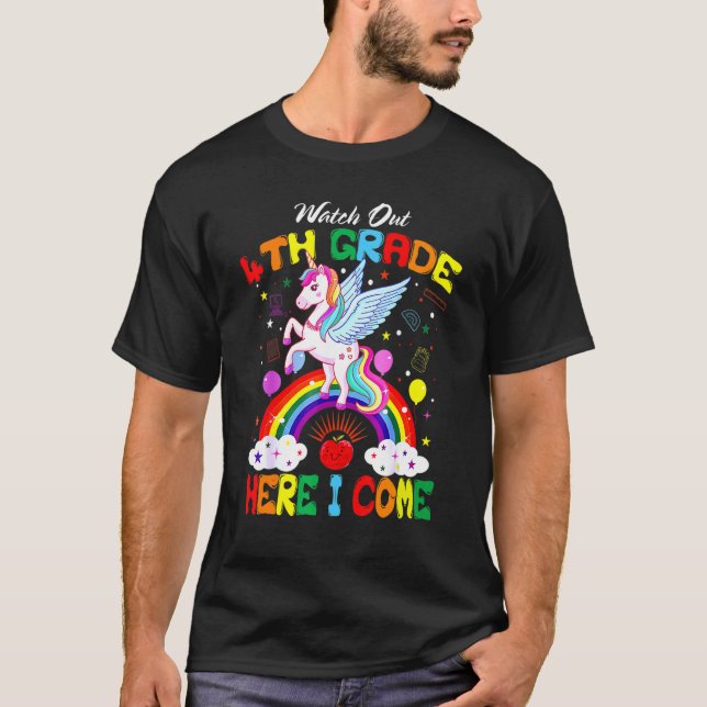 Camiseta Cuidado Con El Cuarto Grado Aquí Vuelvo Unicornio  (Anverso)