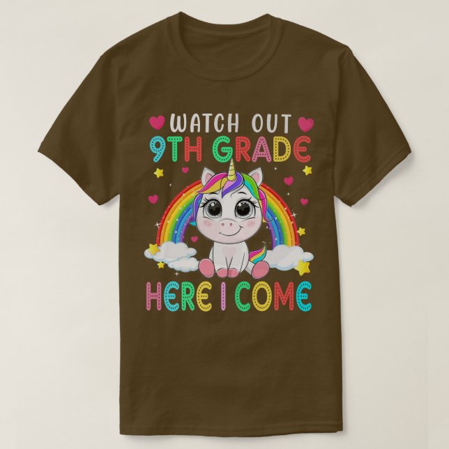 Camiseta Cuidado Con El Grado 9 Aquí Vuelvo A La Universida (Diseño del anverso)