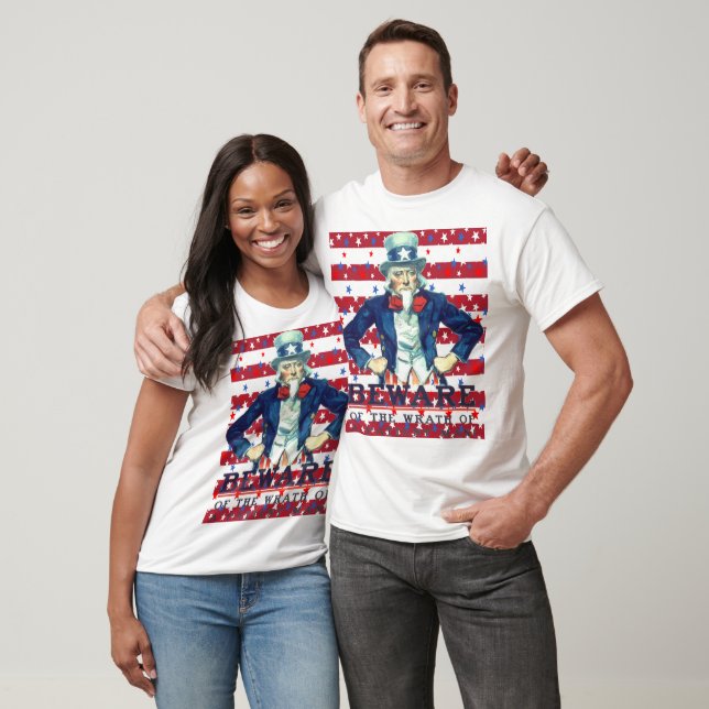 Camiseta Cuidado con la ira del hombre paciente (Unisexo)