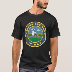 Camiseta Cuidadores nacidos en mayo diseño alternativo