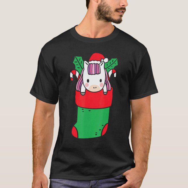 Camiseta Cuidados Navidades De Unicornio Se Enfrentan Con C (Anverso)