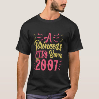 Camiseta Cumpleaños 18 UNA PRINCESA NACIÓ 2007 18 Años Gi