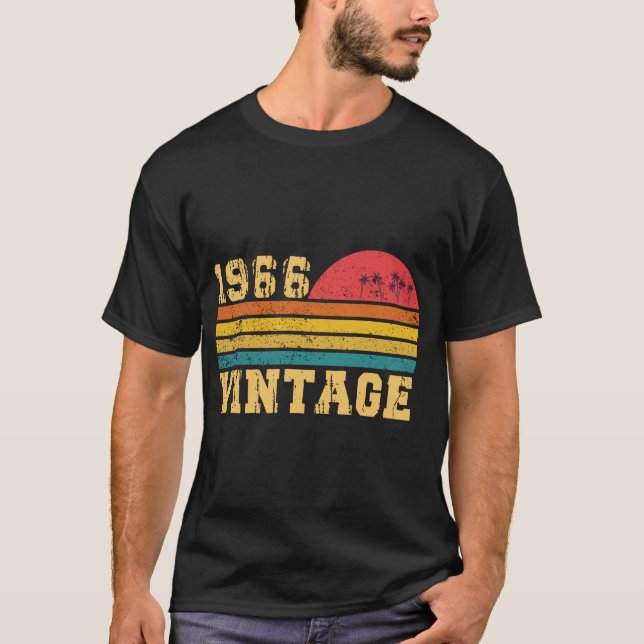 Camiseta Cumpleaños 1966 Atardecer Vintage Retro (Anverso)