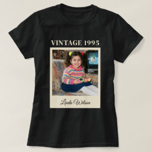 Camiseta Cumpleaños con nombre en letra script de foto pers