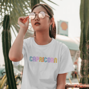 Camiseta Cumpleaños de Capricornio moderno colorido simple