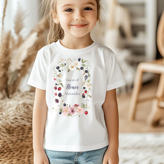 Camiseta Cumpleaños de Fresa Invitada de Honor Primero 1er (Subido por el creador)