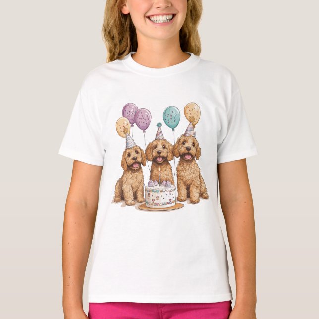 Camiseta Cumpleaños Goldendoodle Dogs Pastel de cumpleaños (Anverso)