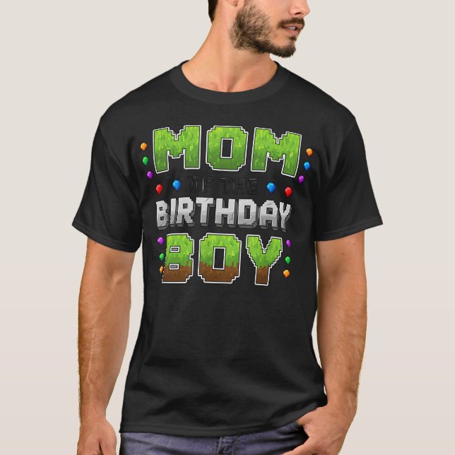 Camiseta Cumpleaños Mamá Del Cumpleañero Pixel Gamer (Anverso)