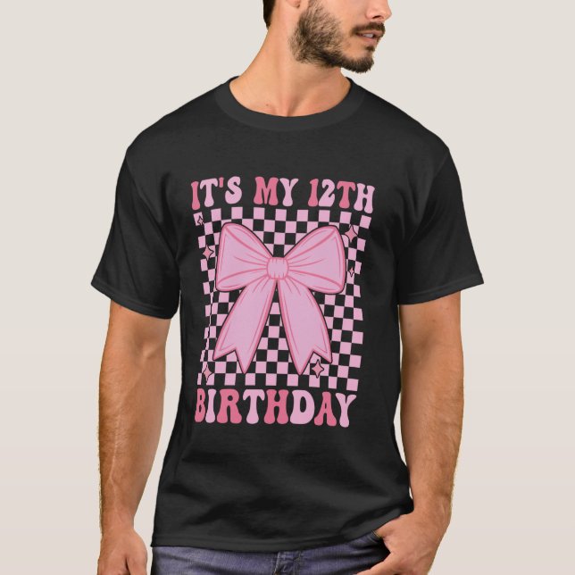 Camiseta Cumpleaños Temático Coquette Duodécimo Cumpleaños  (Anverso)
