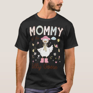 Camiseta Cumpleaños tonto de ganso de mamá minimalista prim