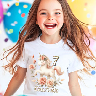 Camiseta cumpleaños unicornio de rosas pastel caprichosos