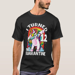Camiseta Cumplí 12 Años En Cuarentena Dabbing Unicornio 12t