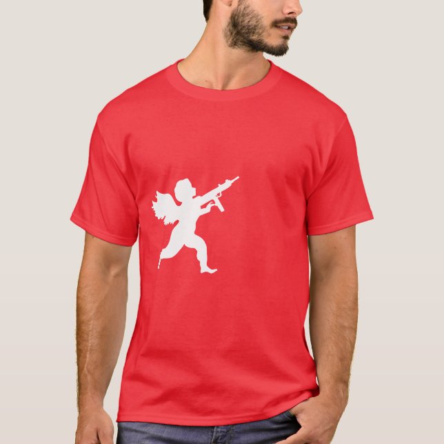 CAMISETA CUPID TIRADO A TRAVÉS DEL CORAZÓN CON UN AK-47 (Anverso)