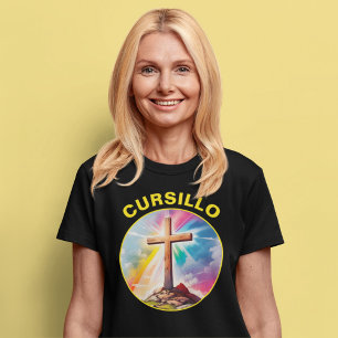 Camiseta Cursillo Cruz de Madera con arcoiris y nubes