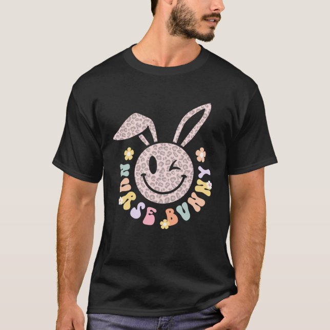 Camiseta Curte Enfermera de Pascua Arejas Conejitas Felices (Anverso)