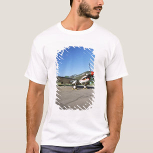 Camiseta Curtiss P-40 Warhawk, en el salón aeronáutico de
