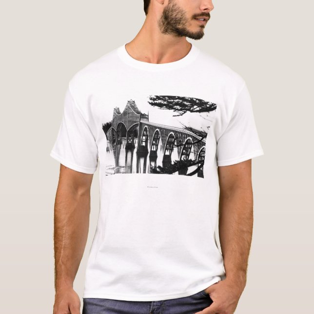 Camiseta Curva de PhotographNorth del puente de la bahía de (Anverso)