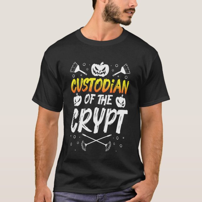 Camiseta Custodio del diseño de Halloween de la cripta (Anverso)