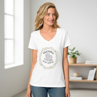 Camiseta Custom "GRANDMA" Photo Collage Design - Heartwarmi