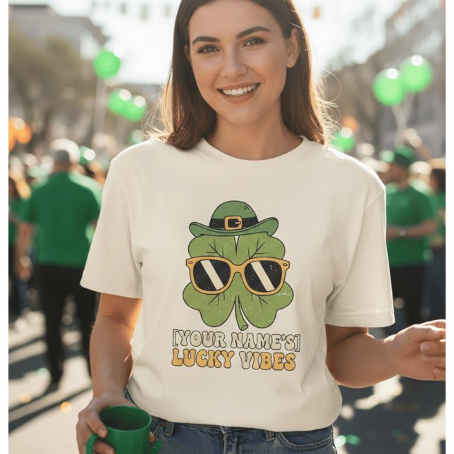 Camiseta Custom Retro St Patrick's Day T-Shirt | Personaliz (Subido por el creador)
