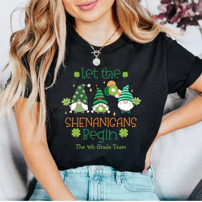 Camiseta Custom Teacher Let the Shenanigans Begin Gnomes (Subido por el creador)