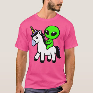 Camiseta Cute Alien Riding Unicorn