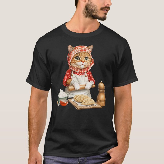Camiseta Cute Babushka Cat Making Pierogi Polish For Food L (Anverso)